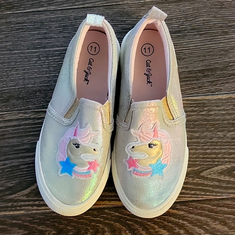Slip ons